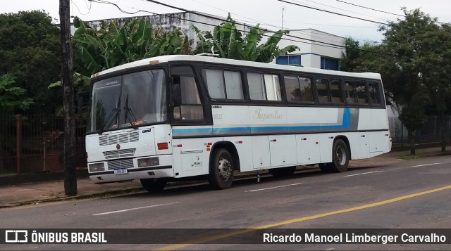 Tupantur Turismo 9527 na cidade de Santa Cruz do Sul, Rio Grande do Sul, Brasil, por Ricardo Manoel Limberger Carvalho. ID da foto: 7723169.