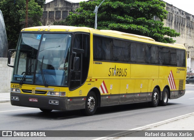 Viação Itapemirim 44025 na cidade de Rio de Janeiro, Rio de Janeiro, Brasil, por Rafael da Silva Xarão. ID da foto: 7724568.