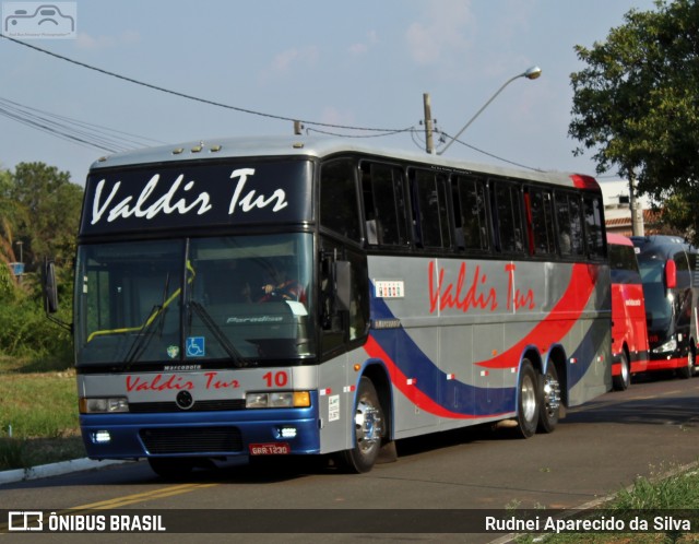 Valdir Tur 10 na cidade de Holambra, São Paulo, Brasil, por Rudnei Aparecido da Silva. ID da foto: 7722866.