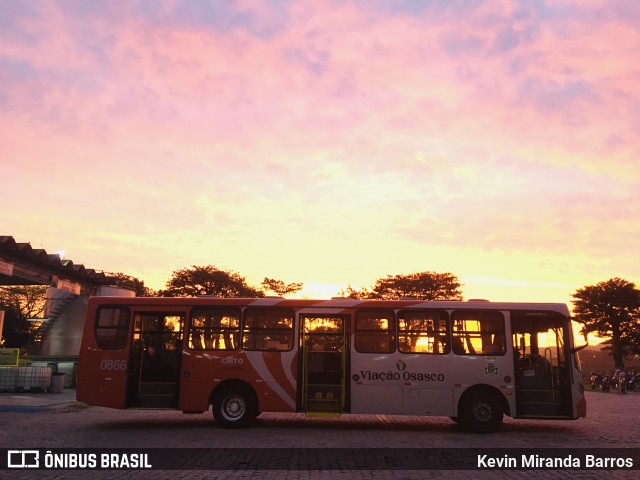 Viação Osasco 0866 na cidade de Carapicuíba, São Paulo, Brasil, por Kevin Miranda Barros. Número da foto: #7730186.