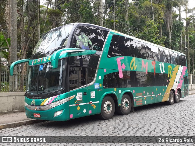 Famtur Turismo 22000 na cidade de Petrópolis, Rio de Janeiro, Brasil, por Zé Ricardo Reis. Número da foto: #7729335.