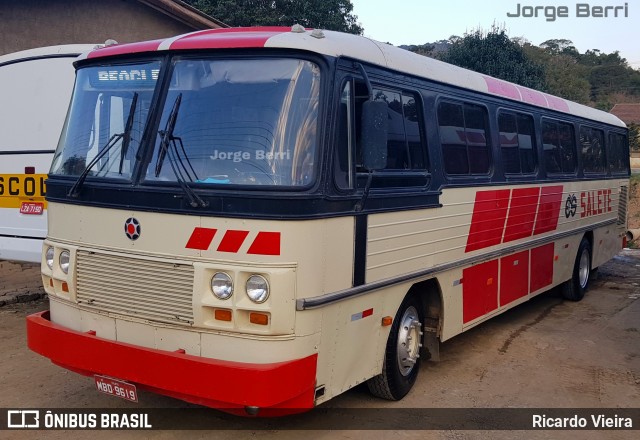 Empresa Auto Viação Salete 9619 na cidade de Salete, Santa Catarina, Brasil, por Ricardo Vieira. ID da foto: 7733389.