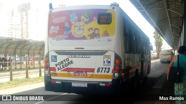 SOPAL - Sociedade de Ônibus Porto-Alegrense Ltda. 6773 na cidade de Porto Alegre, Rio Grande do Sul, Brasil, por Max Ramos. ID da foto: 7732285.