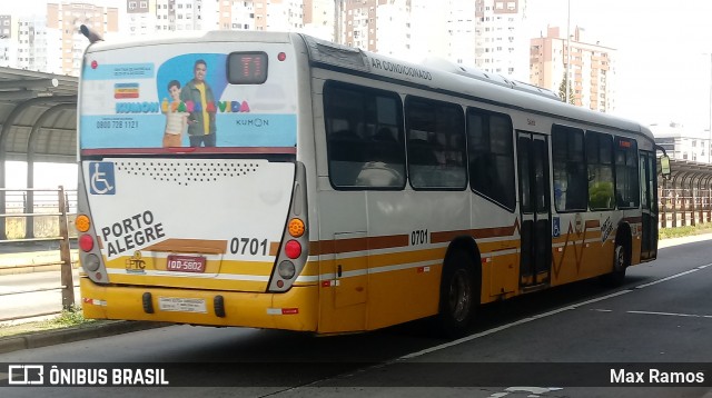 Companhia Carris Porto-Alegrense 0701 na cidade de Porto Alegre, Rio Grande do Sul, Brasil, por Max Ramos. Número da foto: #7732329.