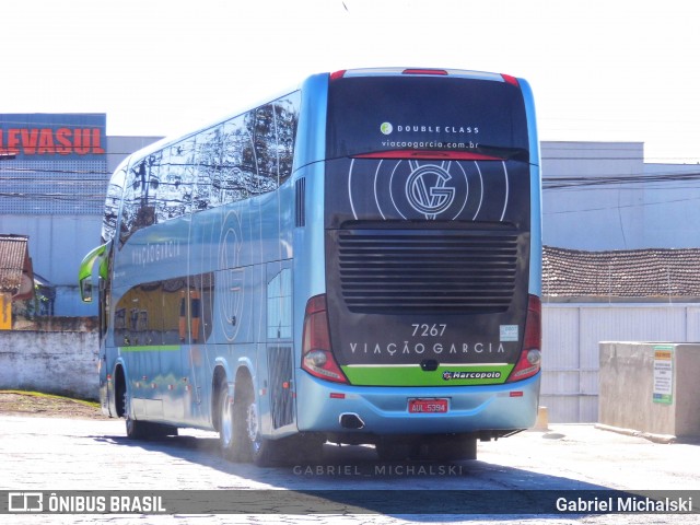 Viação Garcia 7267 na cidade de Curitiba, Paraná, Brasil, por Gabriel Michalski. Número da foto: #7741163.