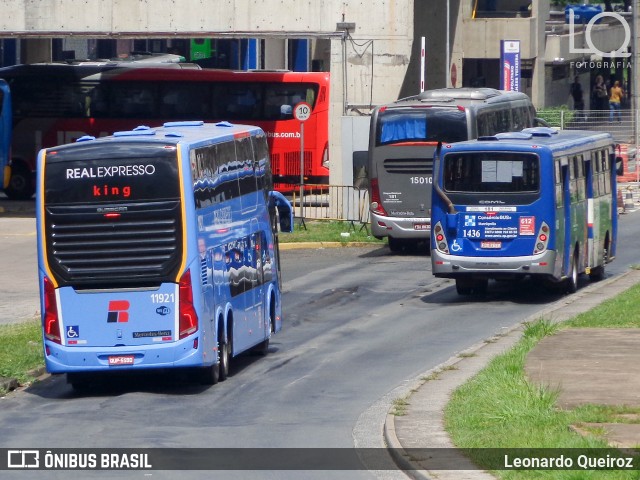 Real Expresso 11921 na cidade de Campinas, São Paulo, Brasil, por Leonardo Queiroz. Número da foto: #7744177.