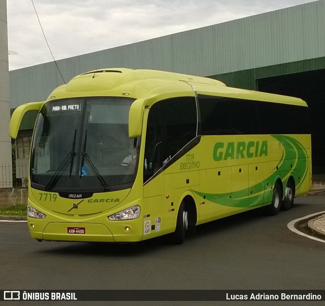 Viação Garcia 7719 na cidade de Bauru, São Paulo, Brasil, por Lucas Adriano Bernardino. Número da foto: #7748349.