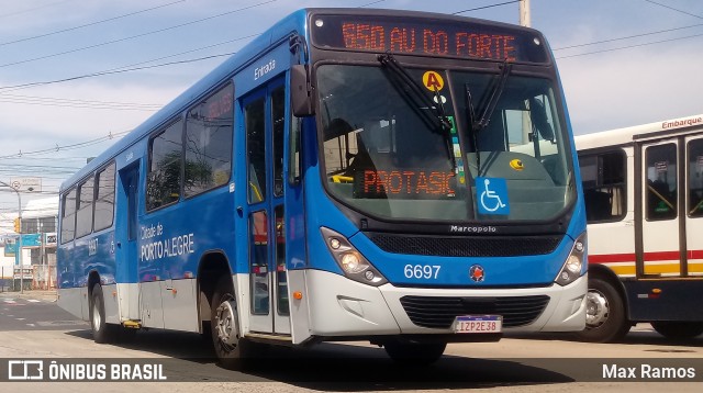 SOPAL - Sociedade de Ônibus Porto-Alegrense Ltda. 6697 na cidade de Porto Alegre, Rio Grande do Sul, Brasil, por Max Ramos. Número da foto: #7747104.
