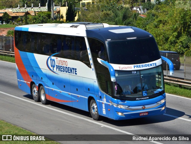 Turismo Presidente 2016 na cidade de Santa Isabel, São Paulo, Brasil, por Rudnei Aparecido da Silva. ID da foto: 7748305.