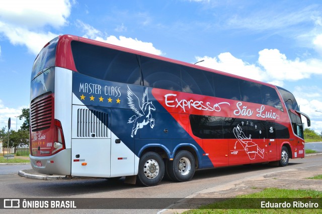 Expresso São Luiz 8080 na cidade de Brasília, Distrito Federal, Brasil, por Eduardo Ribeiro. ID da foto: 7676575.