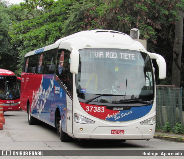 Airport Bus Service 37383 na cidade de São Paulo, São Paulo, Brasil, por Rodrigo  Aparecido. Número da foto: #7672163.