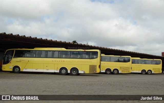 Viação Itapemirim 5811 na cidade de Vitória da Conquista, Bahia, Brasil, por Jardel Silva. ID da foto: 7673275.