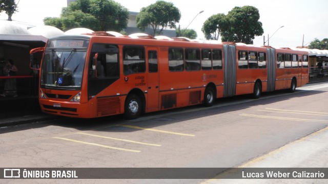 Araucária Transportes Coletivos LE845 na cidade de Curitiba, Paraná, Brasil, por Lucas Weber Calizario. ID da foto: 7675991.