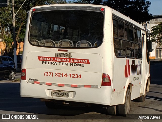 Dibrita - Britadora Divinópolis 4277 na cidade de Divinópolis, Minas Gerais, Brasil, por Ailton Alves. Número da foto: #7676719.