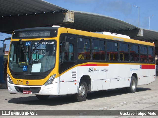 Empresa Metropolitana 854 na cidade de Recife, Pernambuco, Brasil, por Gustavo Felipe Melo. Número da foto: #7671880.