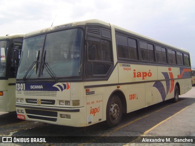 Viação Santana Iapó 1301 na cidade de Ponta Grossa, Paraná, Brasil, por Alexandre M.  Sanches. Número da foto: #7753202.