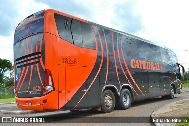 Catedral Turismo 18236 na cidade de Brasília, Distrito Federal, Brasil, por Eduardo Ribeiro. Número da foto: #7752262.