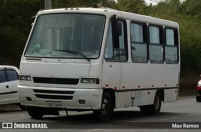 Ônibus Particulares 7669 na cidade de Porto Alegre, Rio Grande do Sul, Brasil, por Max Ramos. Número da foto: #7755511.