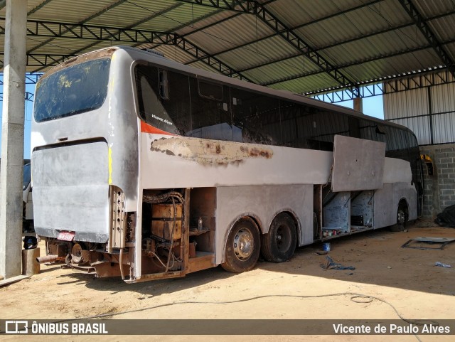 Ônibus Particulares 5495 na cidade de Santo Antônio do Monte, Minas Gerais, Brasil, por Vicente de Paulo Alves. Número da foto: #7755720.