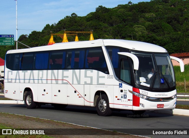 Auto Viação Catarinense 3333 na cidade de Balneário Camboriú, Santa Catarina, Brasil, por Leonardo Fidelli. Número da foto: #7760697.