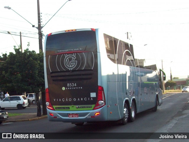 Viação Garcia 8534 na cidade de Apucarana, Paraná, Brasil, por Josino Vieira. ID da foto: 7757551.