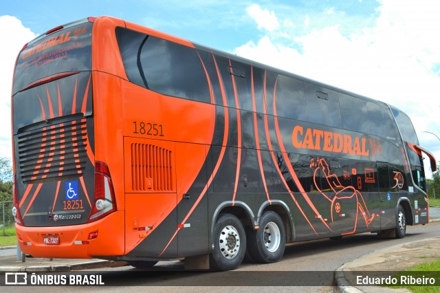 Catedral Turismo 18251 na cidade de Brasília, Distrito Federal, Brasil, por Eduardo Ribeiro. Número da foto: #7759972.