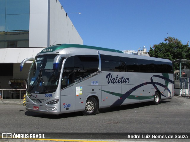 Valetur Transportes Locação e Turismo 5000 na cidade de Rio de Janeiro, Rio de Janeiro, Brasil, por André Luiz Gomes de Souza. ID da foto: 7764011.