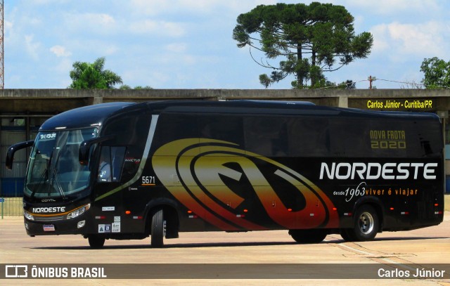 Expresso Nordeste 5671 na cidade de Curitiba, Paraná, Brasil, por Carlos Júnior. ID da foto: 7766771.