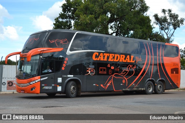 Catedral Turismo 20296 na cidade de Brasília, Distrito Federal, Brasil, por Eduardo Ribeiro. Número da foto: #7766455.