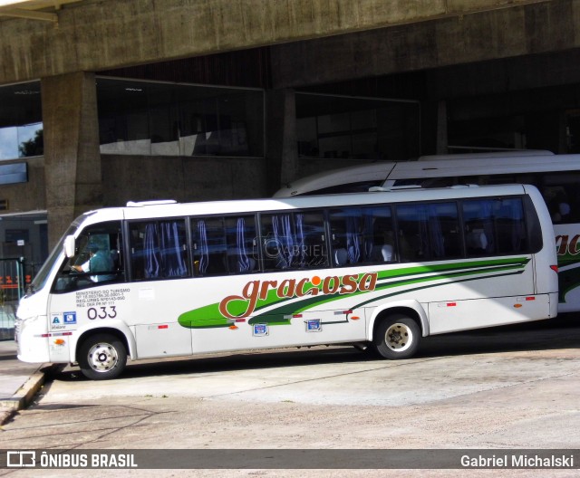 Viação Graciosa 033 na cidade de Curitiba, Paraná, Brasil, por Gabriel Michalski. Número da foto: #7768300.