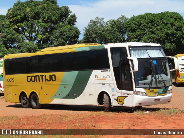 Empresa Gontijo de Transportes 16015 na cidade de Guarapari, Espírito Santo, Brasil, por Lucas Ribeiro. Número da foto: #7766418.