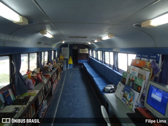 Viação Itapemirim Biblioteca Movel na cidade de Jaguaquara, Bahia, Brasil, por Filipe Lima. ID da foto: 7764901.