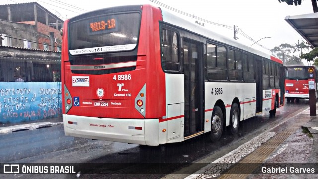 Express Transportes Urbanos Ltda 4 8986 na cidade de São Paulo, São Paulo, Brasil, por Gabriel Garves. Número da foto: #7769499.