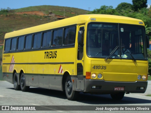 Viação Itapemirim 41035 na cidade de Barra do Piraí, Rio de Janeiro, Brasil, por José Augusto de Souza Oliveira. ID da foto: 7770363.