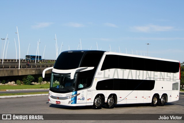 Auto Viação Catarinense 3537 na cidade de Florianópolis, Santa Catarina, Brasil, por João Victor. ID da foto: 7774780.