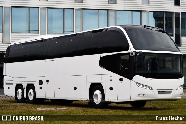 Ônibus Particulares Bus Forum na cidade de Munich, Bavaria, Alemanha, por Franz Hecher. ID da foto: 7779316.