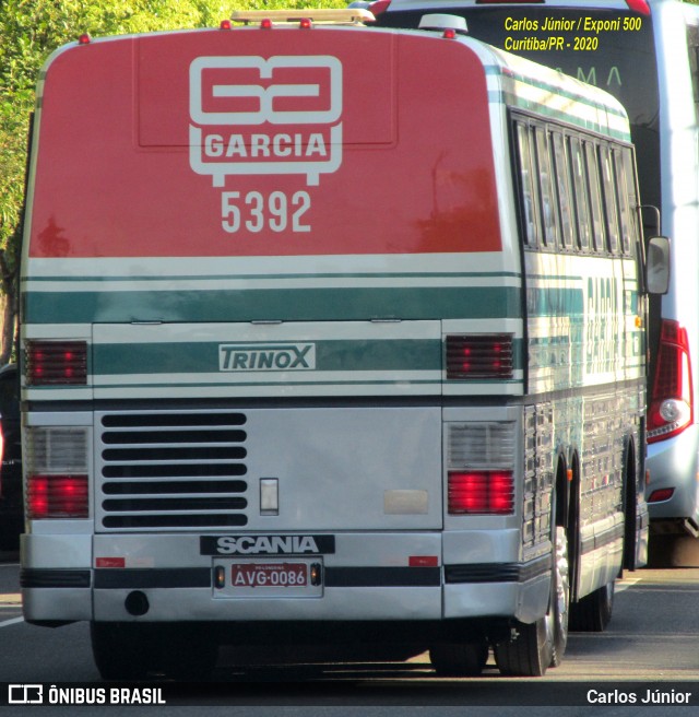 Viação Garcia 5392 na cidade de Curitiba, Paraná, Brasil, por Carlos Júnior. ID da foto: 7781164.