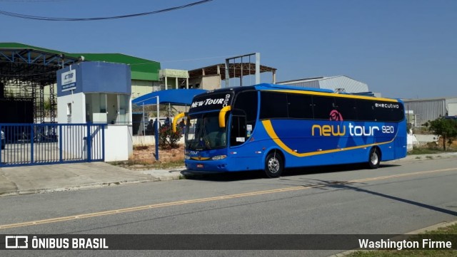 New Tour Turismo 920 na cidade de Macaé, Rio de Janeiro, Brasil, por Washington Firme. Número da foto: #7783596.