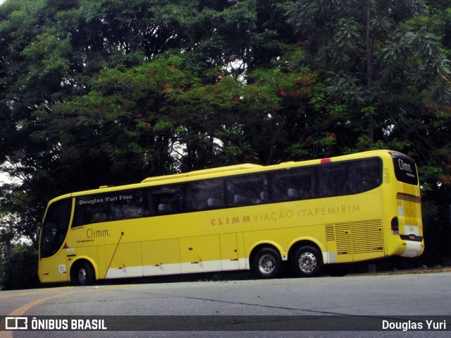 Viação Itapemirim 8869 na cidade de São Paulo, São Paulo, Brasil, por Douglas Yuri. Número da foto: #7785710.