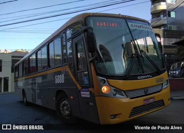 Viação Santa Edwiges 5880 na cidade de Itaúna, Minas Gerais, Brasil, por Vicente de Paulo Alves. ID da foto: 7681081.