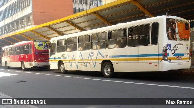 Trevo Transportes Coletivos 1167 na cidade de Porto Alegre, Rio Grande do Sul, Brasil, por Max Ramos. Número da foto: #7680998.