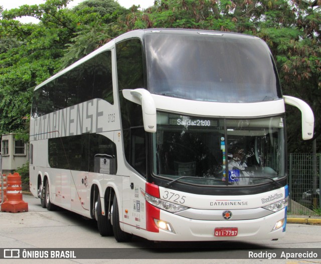 Auto Viação Catarinense 3725 na cidade de São Paulo, São Paulo, Brasil, por Rodrigo  Aparecido. ID da foto: 7680430.