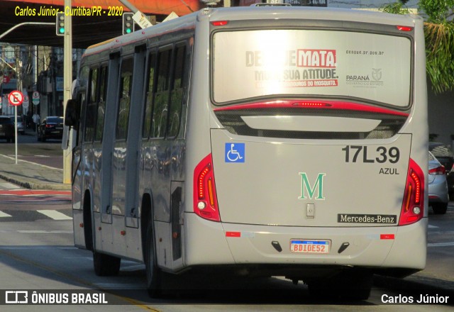 Expresso Azul 17L39 na cidade de Curitiba, Paraná, Brasil, por Carlos Júnior. ID da foto: 7678197.