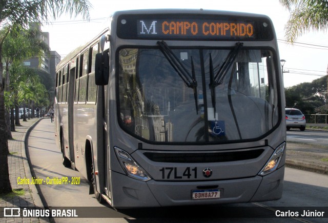 Expresso Azul 17L41 na cidade de Curitiba, Paraná, Brasil, por Carlos Júnior. ID da foto: 7678462.