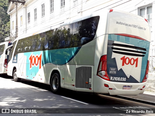 Auto Viação 1001 RJ 108.030 na cidade de Petrópolis, Rio de Janeiro, Brasil, por Zé Ricardo Reis. ID da foto: 7679181.