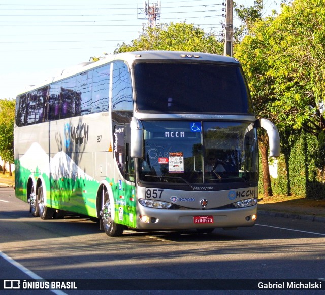 MCCM Transportes 957 na cidade de Curitiba, Paraná, Brasil, por Gabriel Michalski. ID da foto: 7789074.