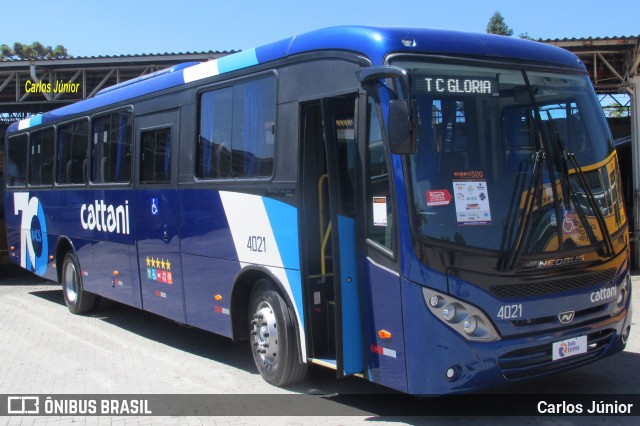Cattani Sul Transportes e Turismo 4021 na cidade de Curitiba, Paraná, Brasil, por Carlos Júnior. Número da foto: #7788216.