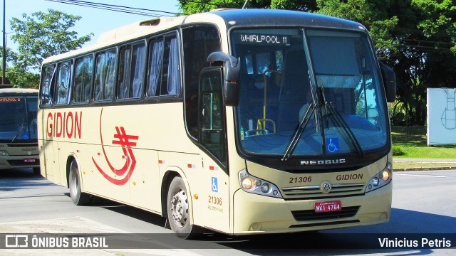 Gidion Transporte e Turismo 21306 na cidade de Joinville, Santa Catarina, Brasil, por Vinicius Petris. ID da foto: 7789997.