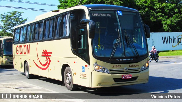 Gidion Transporte e Turismo 21303 na cidade de Joinville, Santa Catarina, Brasil, por Vinicius Petris. ID da foto: 7789929.