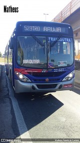 Viação Transdutra 32.627 na cidade de Guarulhos, São Paulo, Brasil, por Matheus Ferreira de Campos. Número da foto: #:id.